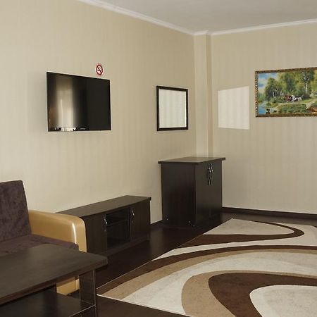 Home Hotel Astana Ngoại thất bức ảnh