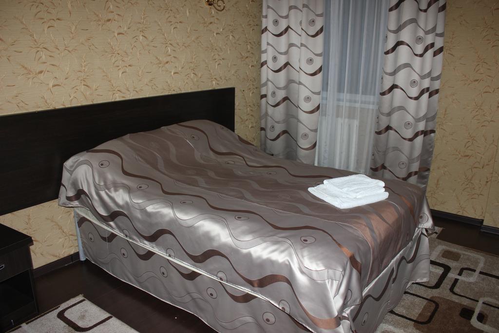 Home Hotel Astana Phòng bức ảnh