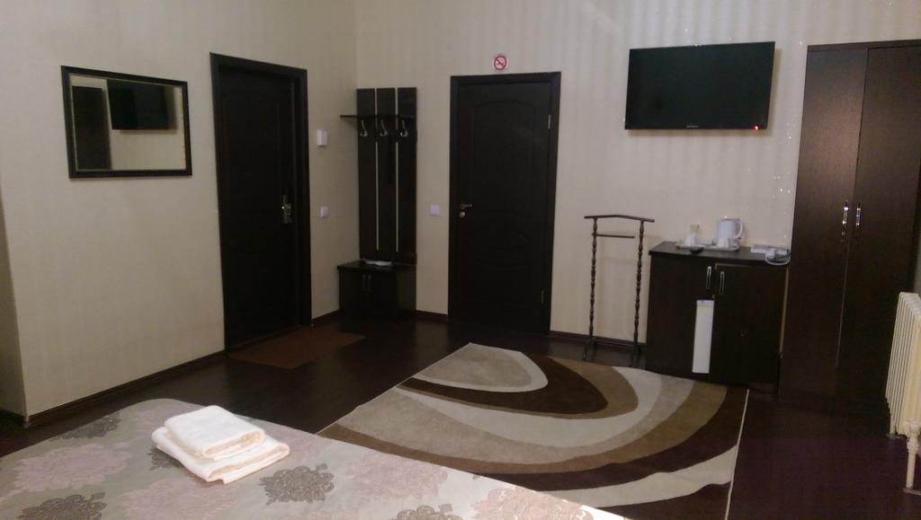 Home Hotel Astana Ngoại thất bức ảnh