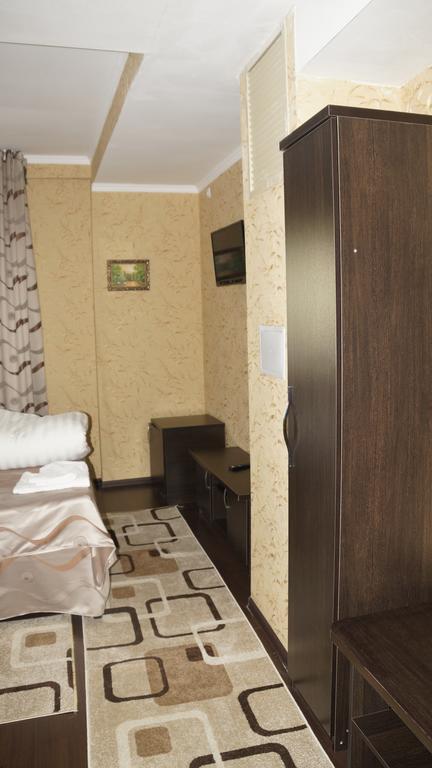 Home Hotel Astana Ngoại thất bức ảnh