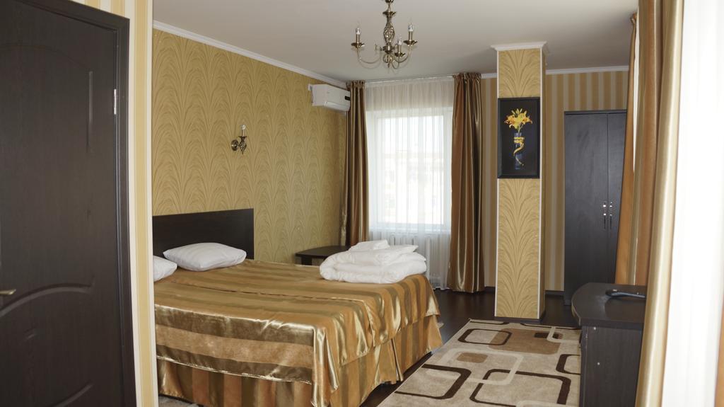 Home Hotel Astana Ngoại thất bức ảnh